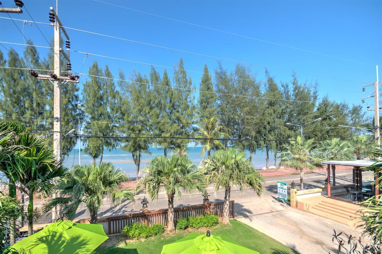 Palm Beach Resort Pran Buri Extérieur photo